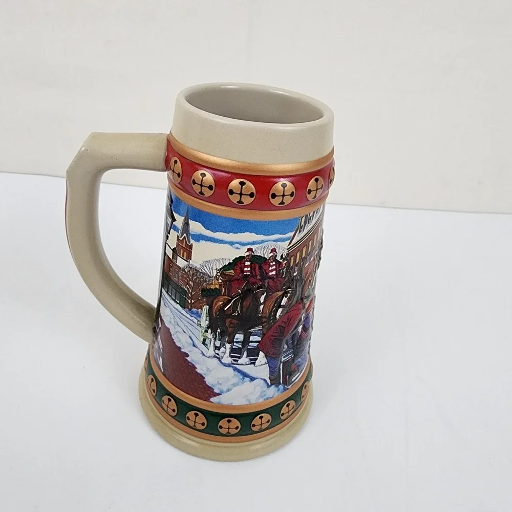 1994‎ BUDWEISER CERAMIC BEER STEIN HOMETOWN HOLIDAY NIB